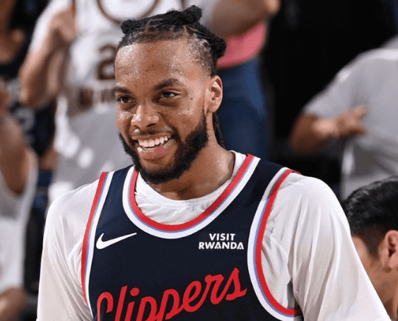 加兰27岁前三分命中破千成历史第21人 看年轻球员