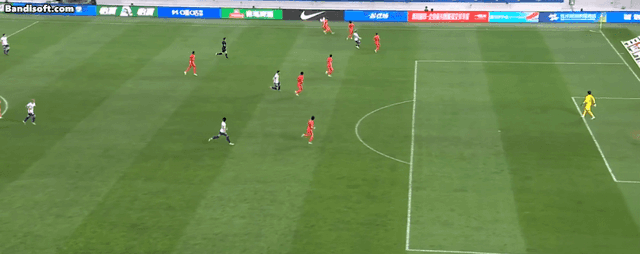 山东泰山客场0-4惨败青岛海牛 三球溃败送对手积